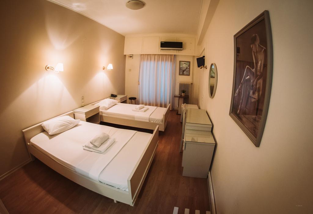 Hotel King Pyrros Янина Экстерьер фото