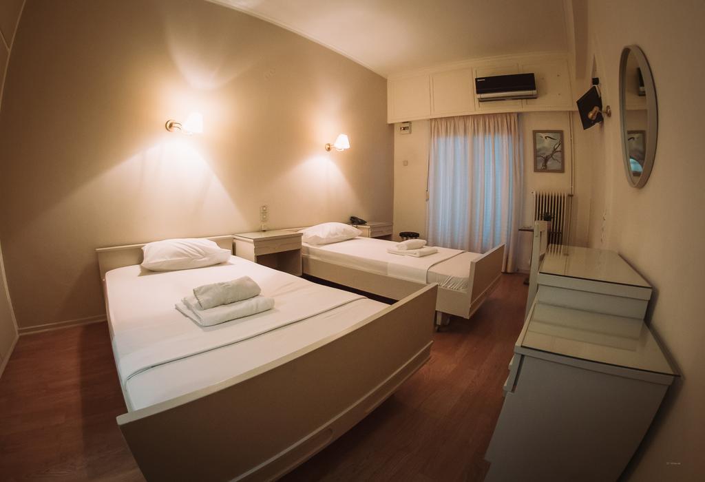 Hotel King Pyrros Янина Экстерьер фото