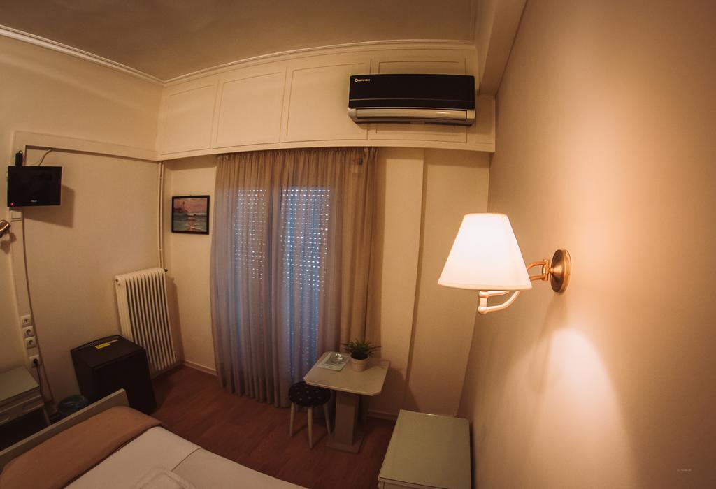 Hotel King Pyrros Янина Экстерьер фото